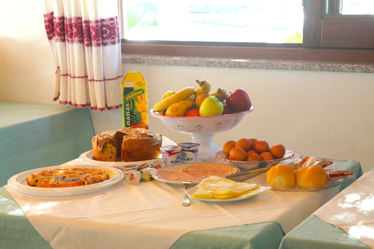 Hotel Turismo Rurale Villa Maria Caterina Кала Гононе Екстериор снимка
