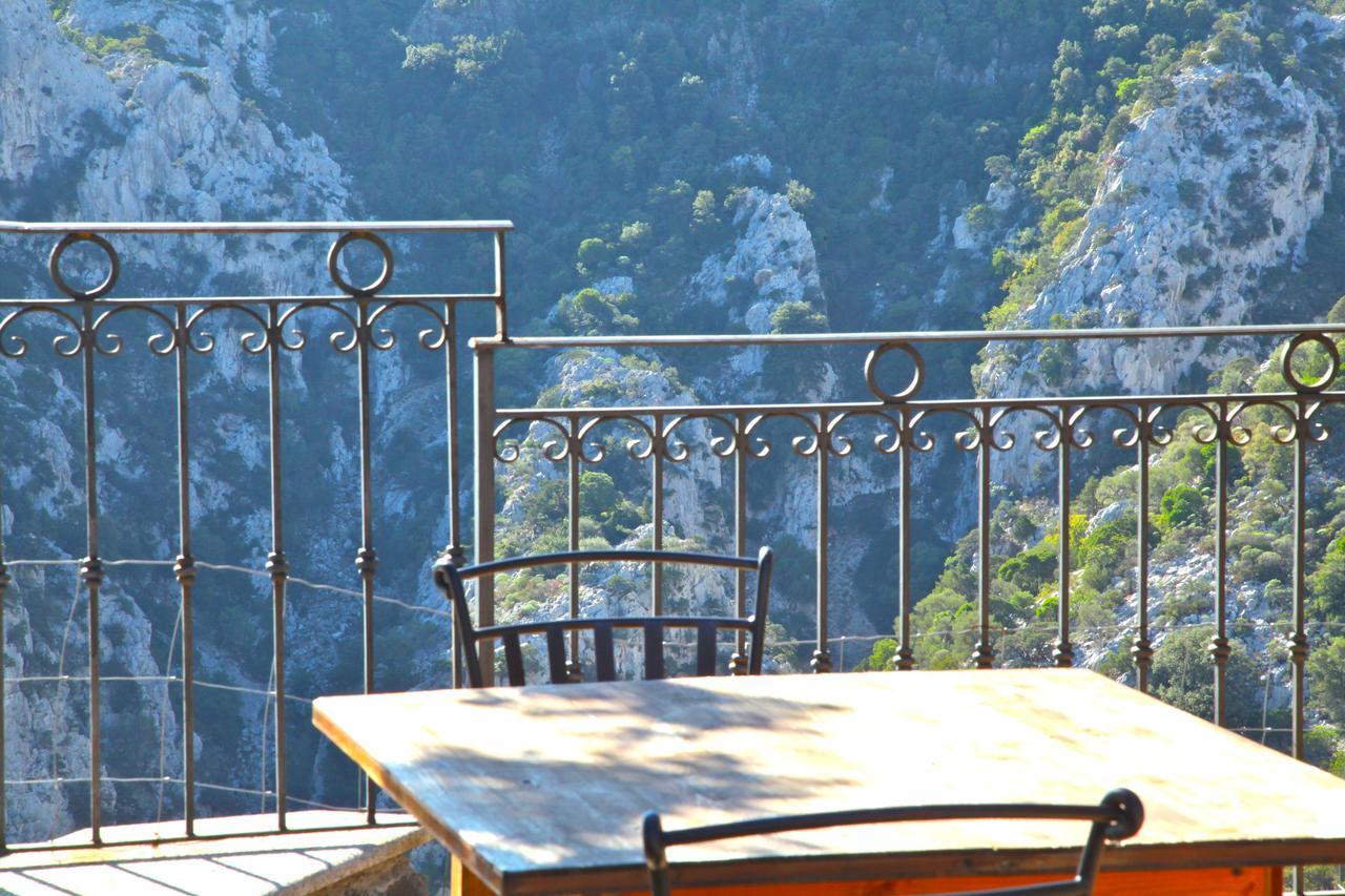 Hotel Turismo Rurale Villa Maria Caterina Кала Гононе Екстериор снимка