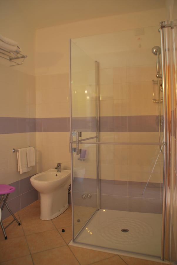 Hotel Turismo Rurale Villa Maria Caterina Кала Гононе Екстериор снимка